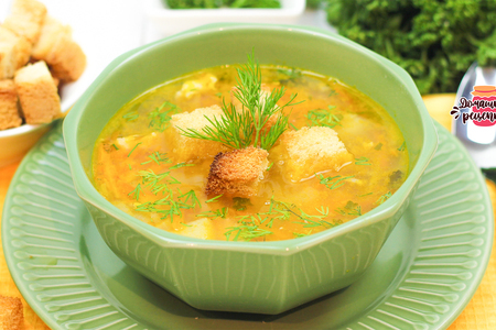 Фото к рецепту: Гороховый суп по-домашнему