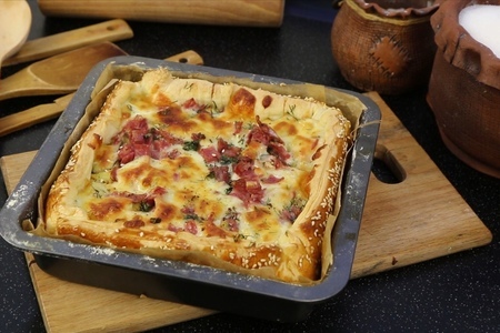 Фото к рецепту: Пирог с картошкой "деревенский"