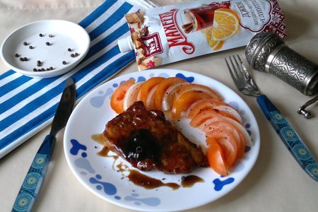 Фото к рецепту: Свинина в кисло - сладкой глазури с джемом "махеевъ", 23 февраля