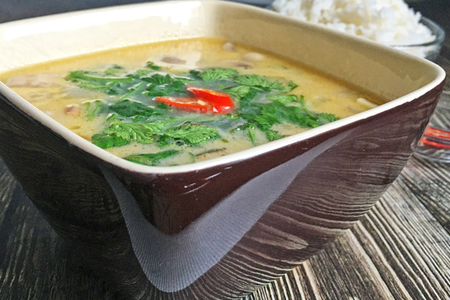 Том кха - тайский суп на кокосовом молоке
