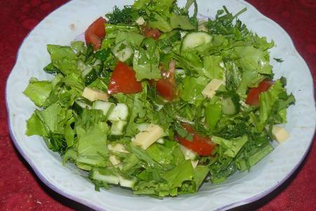 Фото к рецепту: Легкий летний салат