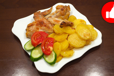 Фото к рецепту: Картошка с курицей