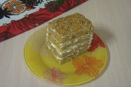 Фото к рецепту: Осенний пряный торт