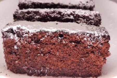 Фото к рецепту: Супер влажный шоколадный кекс
