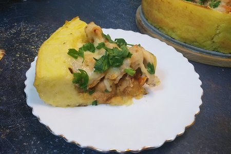 Фото к рецепту: Картофельная запеканка с курицей