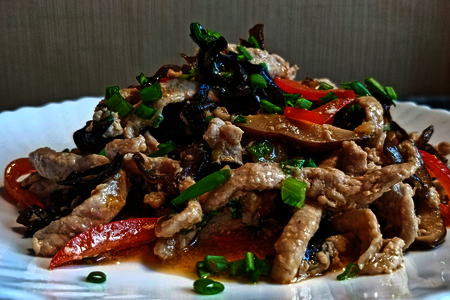 Мясо веревочкой, свинина со вкусом рыбы 鱼香肉丝