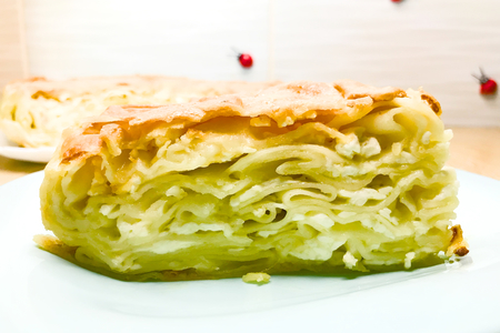 Ачма - великолепный слоеный пирог с сыром