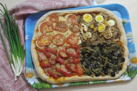 Фото к рецепту: Пицца "времена года"