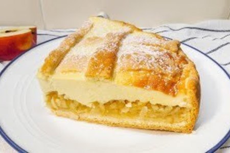Фото к рецепту: Пирог с яблоками и творогом