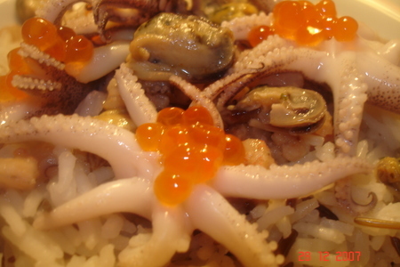 Фото к рецепту: Морепродукты с рисом
