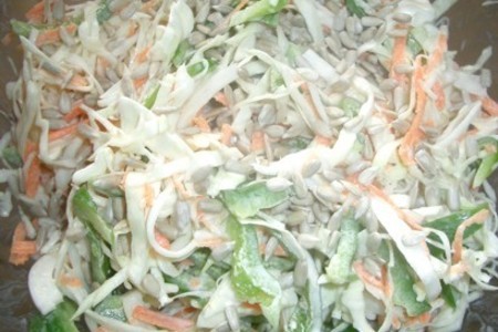 Салат из белокачанной капусты