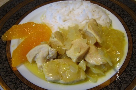 Фото к рецепту: Куриные грудки в апельсиновом соусе