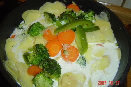 Фото к рецепту: Овощная запеканка и суп-пюре для самых маленьких