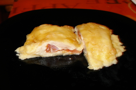 Фото к рецепту: Куриный шницель в сырной корочке