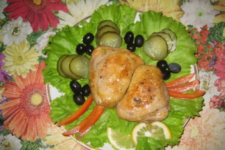 Фото к рецепту: Цыпленок в сельдерее