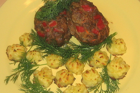 Фото к рецепту: Котлетки с овощами и картофельными трюфелями