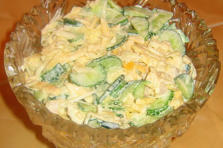 Фото к рецепту: Салатик с омлетом
