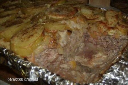Фото к рецепту: Картофельная запеканка с мясом