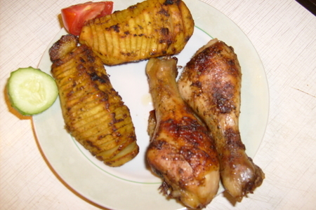 Фото к рецепту: Картошка -гармошка с цыпленком
