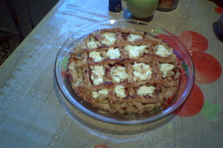 Фото к рецепту: Пирог песочный с яблоками