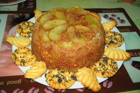 Фото к рецепту: Яблочный пирог.