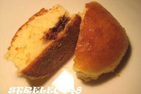 Фото к рецепту: Сливочные булочки в сливках с шоколадом.