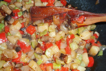 Фото к рецепту: Овощное рагу