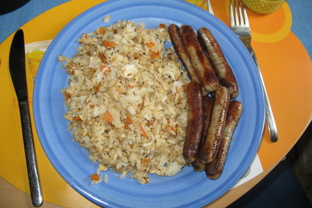 Фото к рецепту: Рис с луком, морковкой и яйцом