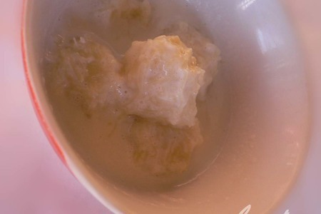 Фото к рецепту: Молочный суп с картофельными клёцками.