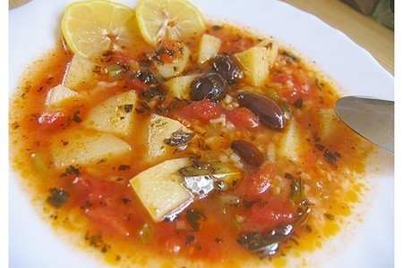 Фото к рецепту: Средниземноморский овощной супчик