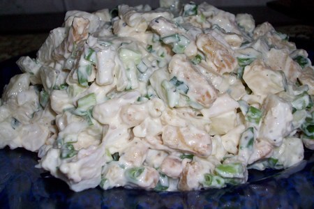 Фото к рецепту: Салат с сыром и осьминогом