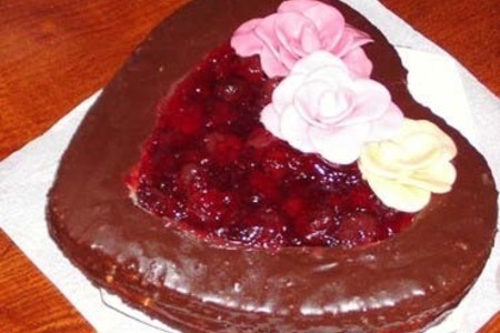 Фото к рецепту: Торт "желейное сердечко"