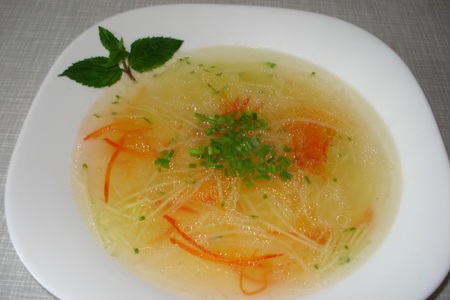 Фото к рецепту: Суп лапша с овощами