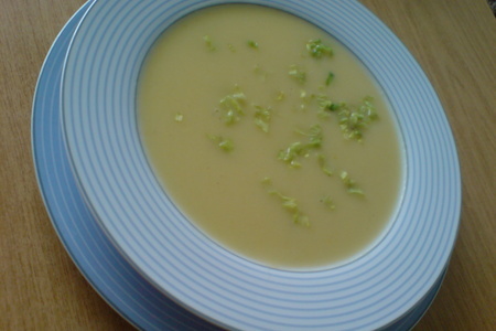 Фото к рецепту: Крем-суп из кольраби