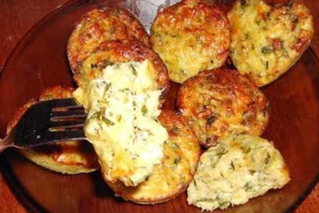 Фото к рецепту: Mаффины с сыром и кабачком