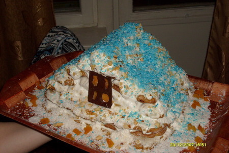 Фото к рецепту: Торт "зимняя избушка"