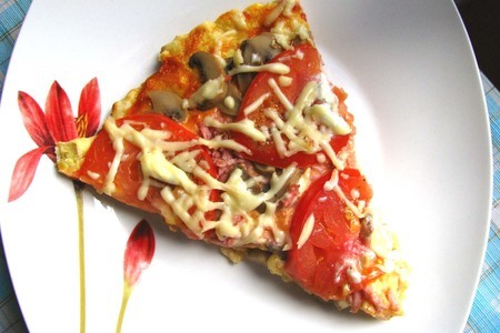 Фото к рецепту: Пицца по-быстрому (из творога)