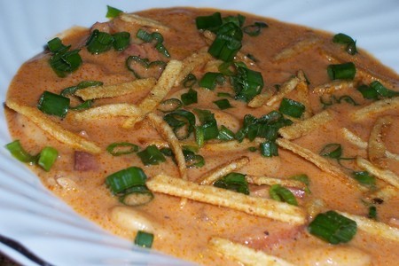 Фото к рецепту: Фасолевый суп-пюре по -испански.
