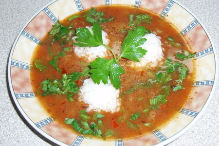 Фото к рецепту: Томатный суп с тмином и рисом