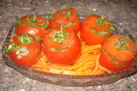 Фото к рецепту: Закуска из помидор"согревающая"