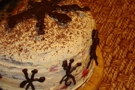 Фото к рецепту: Торт "вишнёвый лес"