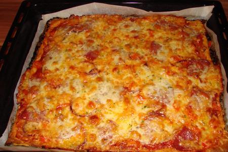 Фото к рецепту: Пицца на скорую руку