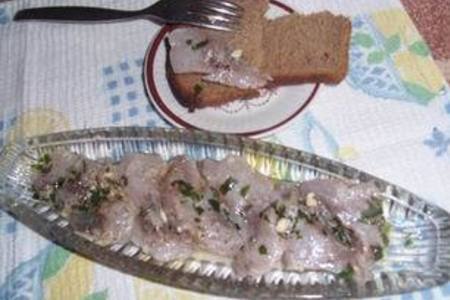 Фото к рецепту: Саламур или маринованная рыба по-керченски
