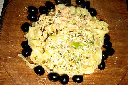 Фото к рецепту: Паста "регинетте" с семгой и брокколи