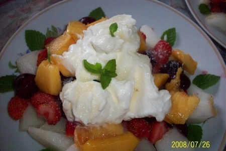 Фото к рецепту: Салат фруктовый "любимый, с добрым утром"