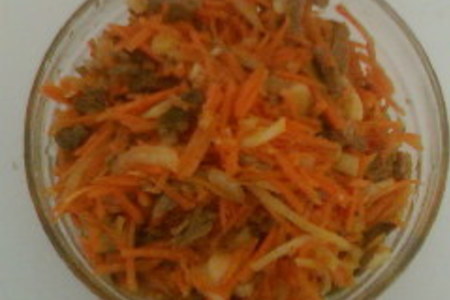 Фото к рецепту: Корейская морковка с мясом