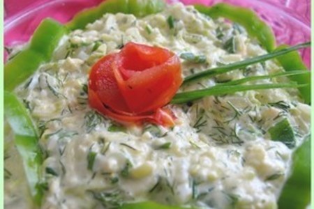 Фото к рецепту: Салат из цукини и яиц