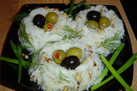 Фото к рецепту: Гнезда из рисовой вермишели