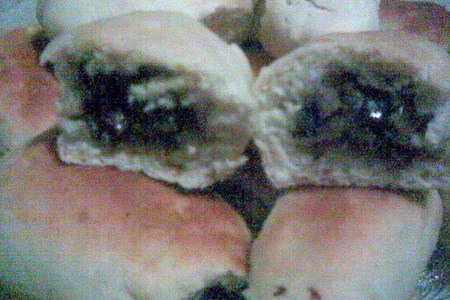 Фото к рецепту: Грибная икра - самостоятельное блюдо и начинка (пирожки с грибами)