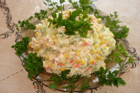 Фото к рецепту: Салат"весенний каприз"